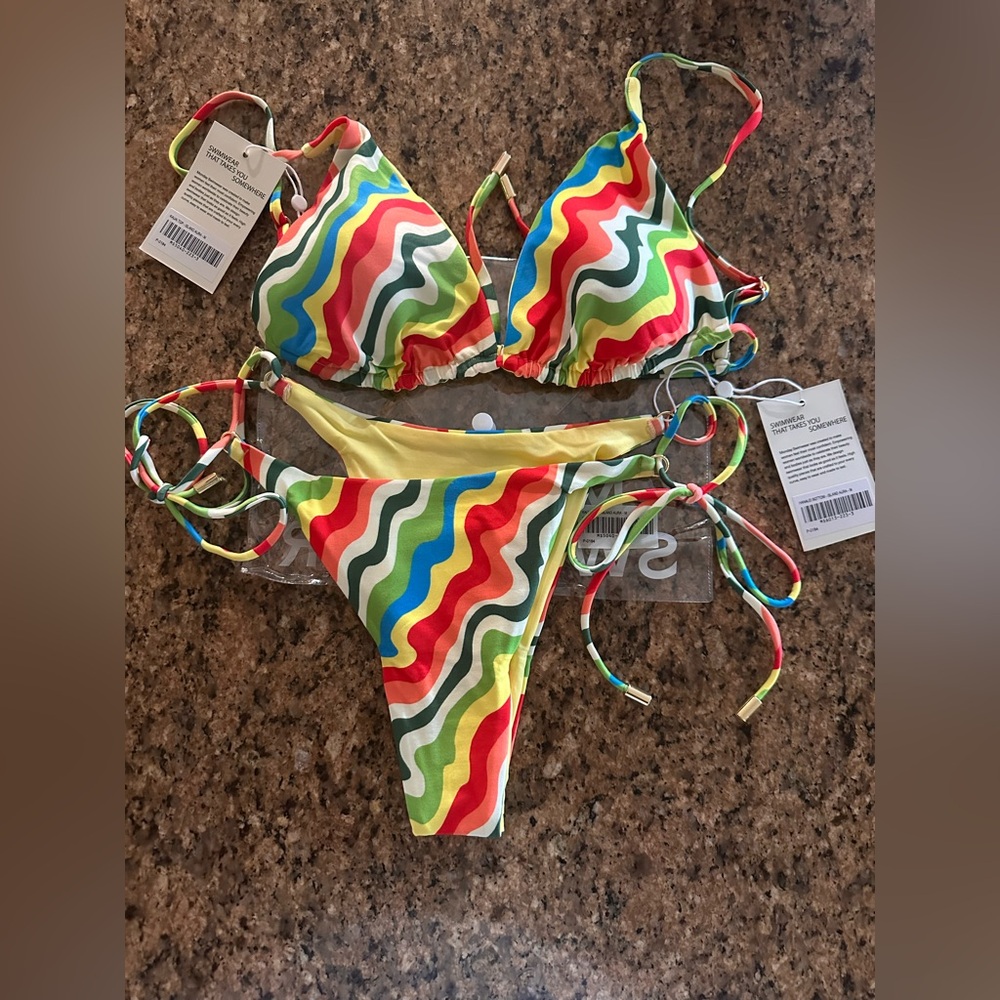 Monday Swimwear Bikini 
Kauai Top 
Hanelei Bottoms